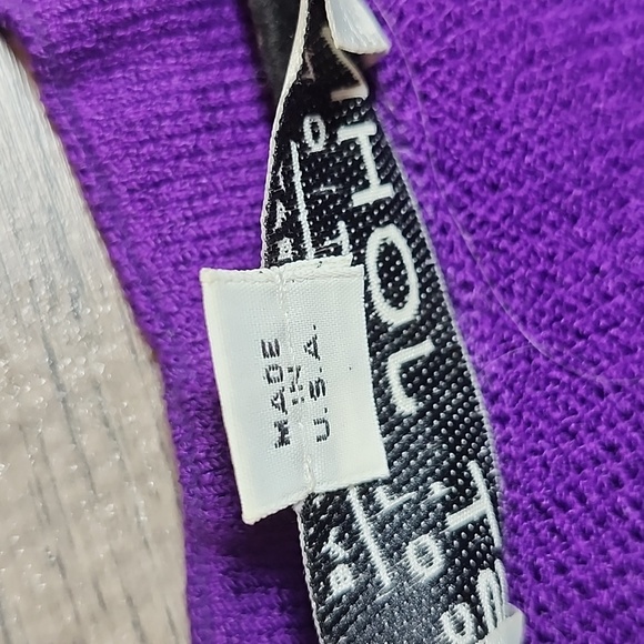 St. John Collection Satin and Knit Cardigan Top in Purple Abstract - Picture 12 of 14